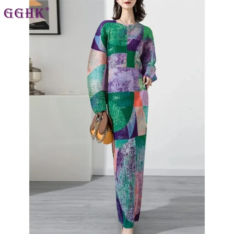 

GGHK Miyake Pleated Loose Plus Size Dress Graffiti Art Print Vintage Design Women 2024 Spring Holiday Dresses Casual Female