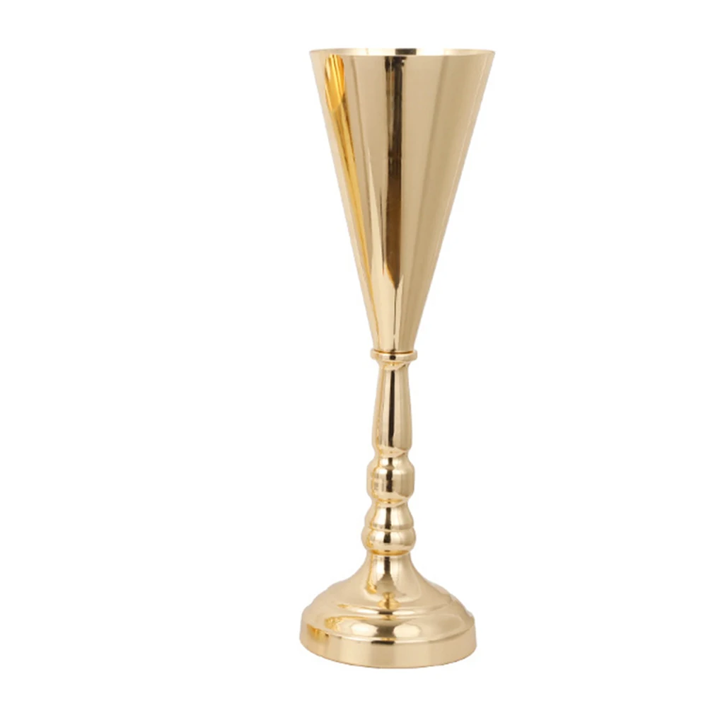 Table Vase Decor Decor European Luxury Decor Gold Plated Finish Metal Flower Stand Wedding Centerpiece Ornament
Table Vase Decor Decor European Luxury Decor Gold Plated Finish Metal Flower Stand Wedding Centerpiece Ornament