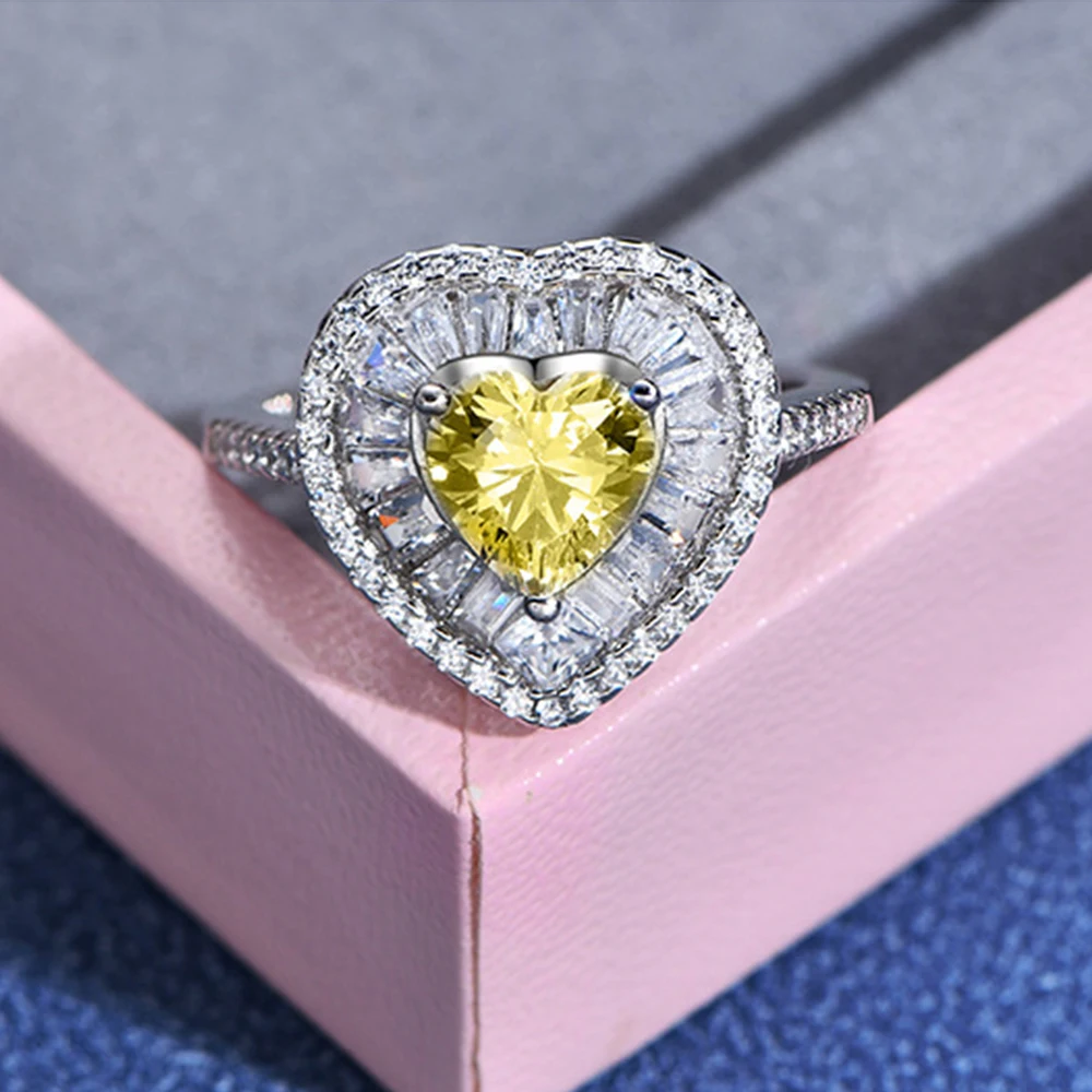 Real S925 Silver Heart Rings Women's 7mm High Carbon Diamond Ring Female 5A Zircon Original Design Luxury Jewelry Girl Gift
Real S925 Silver Heart Rings Women's 7mm High Carbon Diamond Ring Female 5A Zircon Original Design Luxury Jewelry Girl Gift
