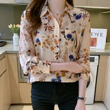 Vintage Women Shirt 2022 Spring Printed Blouses for Women Floral Button Up Clothing Polo Neck Long Sleeve Top Female Basic Shirt
Vintage Women Shirt 2022 Spring Printed Blouses for Women Floral Button Up Clothing Polo Neck Long Sleeve Top Female Basic Shirt