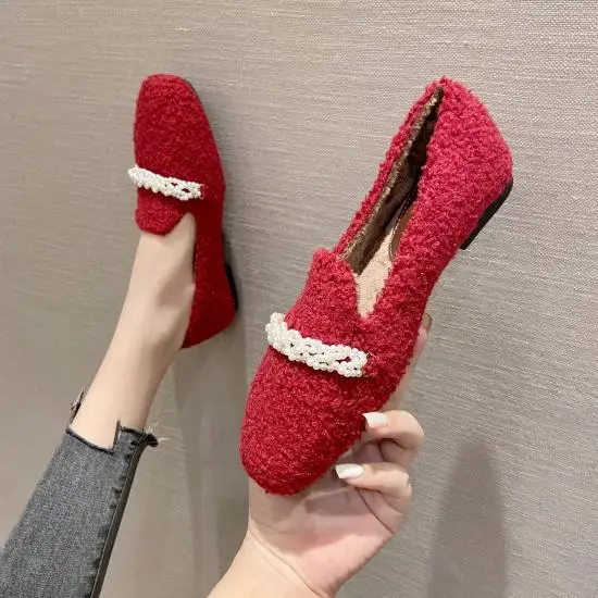 Plush Shoes Children's Autumn and Winter 2021 New Red Plush Flat Bottom Lefu Cotton Shoes, Versatile Sleeve Lefu Women's Shoes
Plush Shoes Children's Autumn and Winter 2021 New Red Plush Flat Bottom Lefu Cotton Shoes, Versatile Sleeve Lefu Women's Shoes