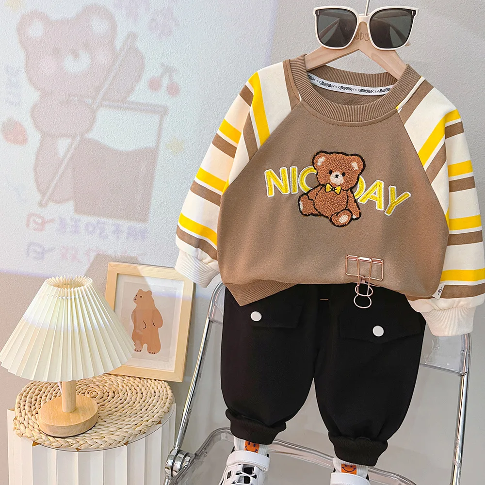 2024 Spring Toddler Baby Boy Clothes Long Sleeve Sweatshirt Pants Set Cartoon Bear Outfits
2024 Spring Toddler Baby Boy Clothes Long Sleeve Sweatshirt Pants Set Cartoon Bear Outfits