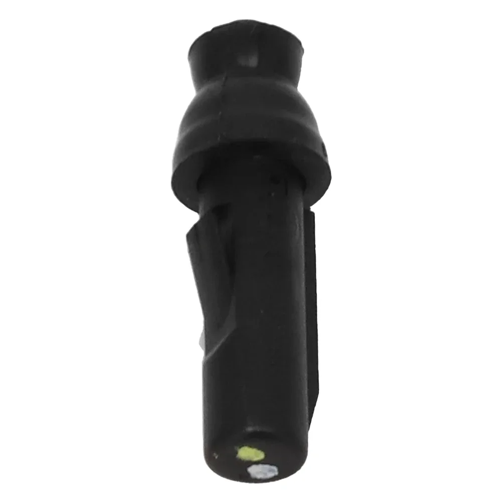 1pc Fuel Cover Flap Closing Spring Buffer Fuel Cap Latch Fuel Filter Latch Car Parts For Skoda Octavia 2007-2013
1pc Fuel Cover Flap Closing Spring Buffer Fuel Cap Latch Fuel Filter Latch Car Parts For Skoda Octavia 2007-2013