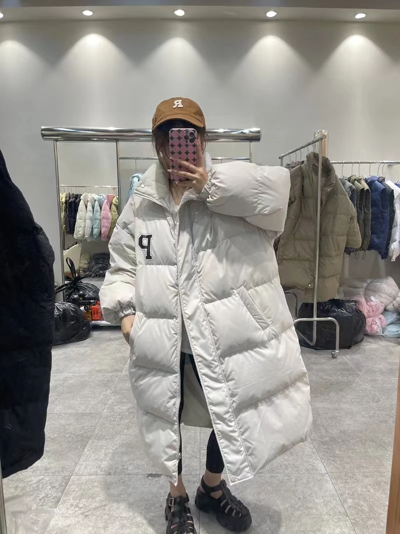 Simple and large P-letter style down cotton jacket for women, medium length Korean version, loose and versatile, oversized winte
Simple and large P-letter style down cotton jacket for women, medium length Korean version, loose and versatile, oversized winte