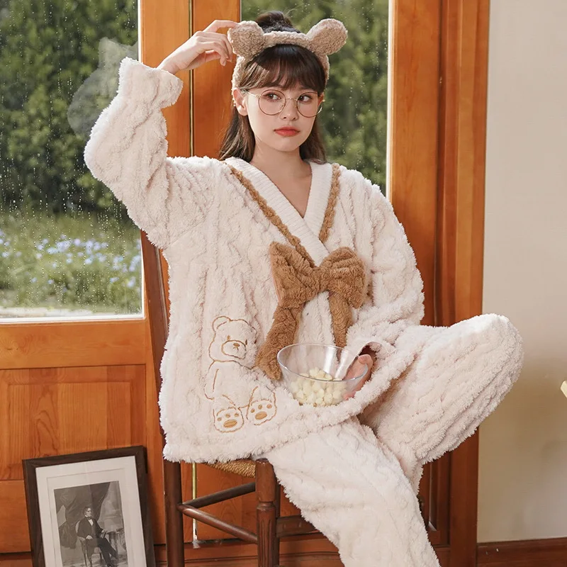 Kimono Flannel Sleepwear Sweet Cute Bow Pajamas For Women Winter Warm Nightwear Coral Fleece Thick Home Suit Pjs Plus Size
Kimono Flannel Sleepwear Sweet Cute Bow Pajamas For Women Winter Warm Nightwear Coral Fleece Thick Home Suit Pjs Plus Size