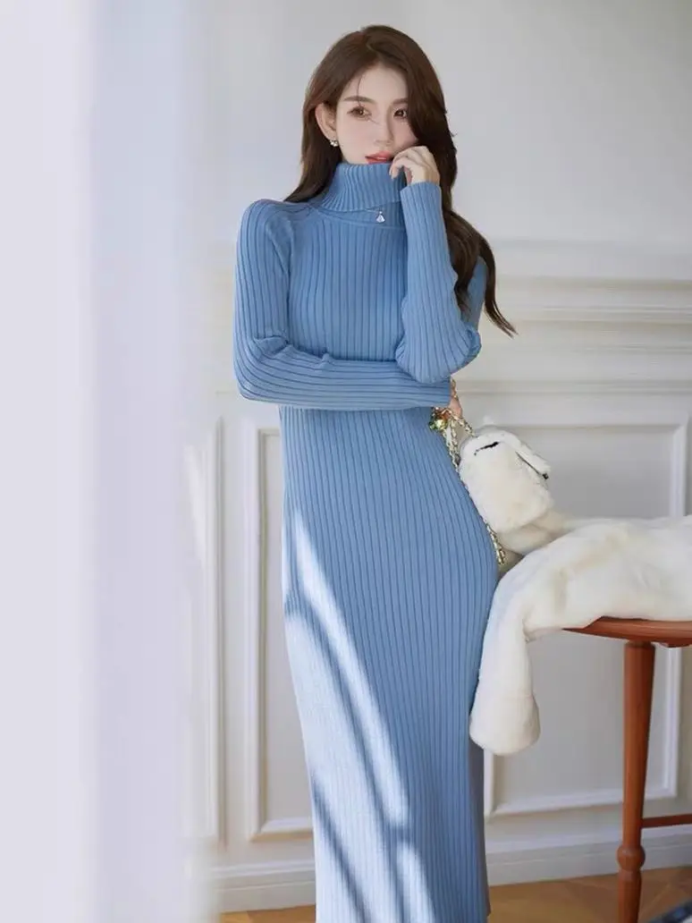 Knitted one-piece dress for women 2023 autumn winter turtleneck striped slim midi dress female Korean Fashion inner blue dress
Knitted one-piece dress for women 2023 autumn winter turtleneck striped slim midi dress female Korean Fashion inner blue dress