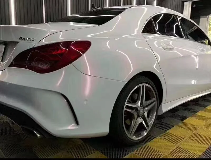 Высококачественная яркая белая розовая виниловая пленка, блестящая хамелеоновая автомобильная пленка, пин-рулон, клейкая пленка
Высококачественная яркая белая розовая виниловая пленка, блестящая хамелеоновая автомобильная пленка, пин-рулон, клейкая пленка