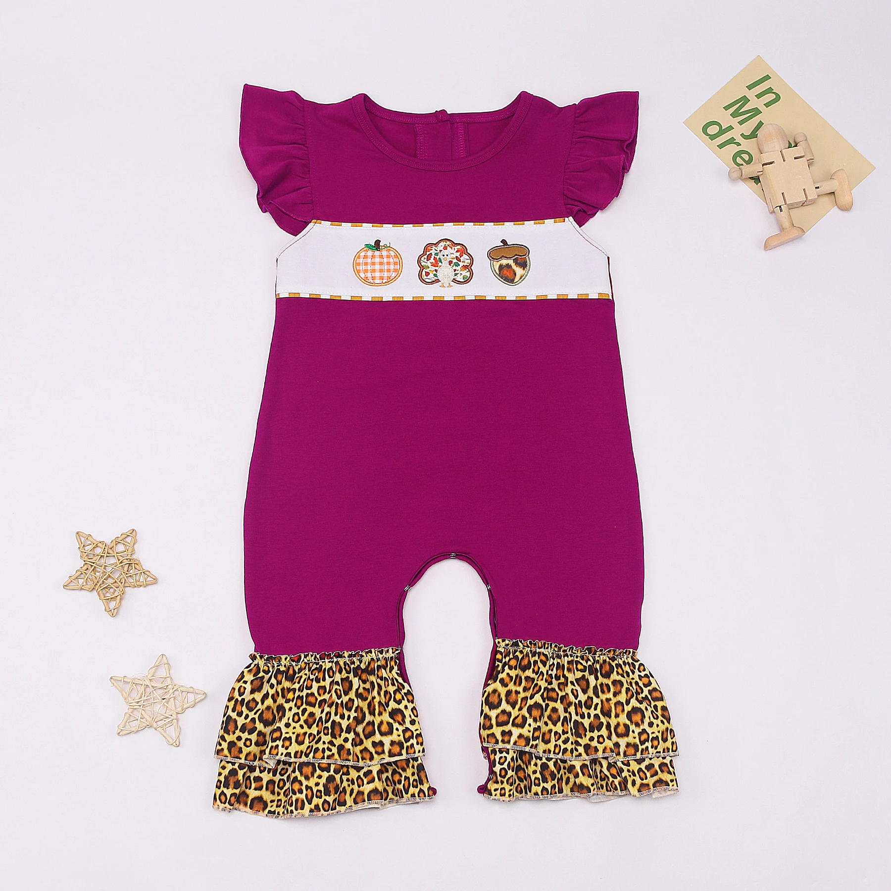 2023 New Design Kids Girl Clothes Purple Halloween Set One Piece Children Leopard Print Lace Bubble Cotton Pumpkin Turkey Romper
2023 New Design Kids Girl Clothes Purple Halloween Set One Piece Children Leopard Print Lace Bubble Cotton Pumpkin Turkey Romper