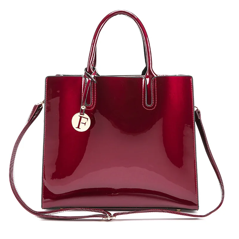 2022 PU Patent Leather Crossbody Bags For Women Chain Female Soft Shoulder Handbags Mini Purses Travel Shoulder Bag
2022 PU Patent Leather Crossbody Bags For Women Chain Female Soft Shoulder Handbags Mini Purses Travel Shoulder Bag