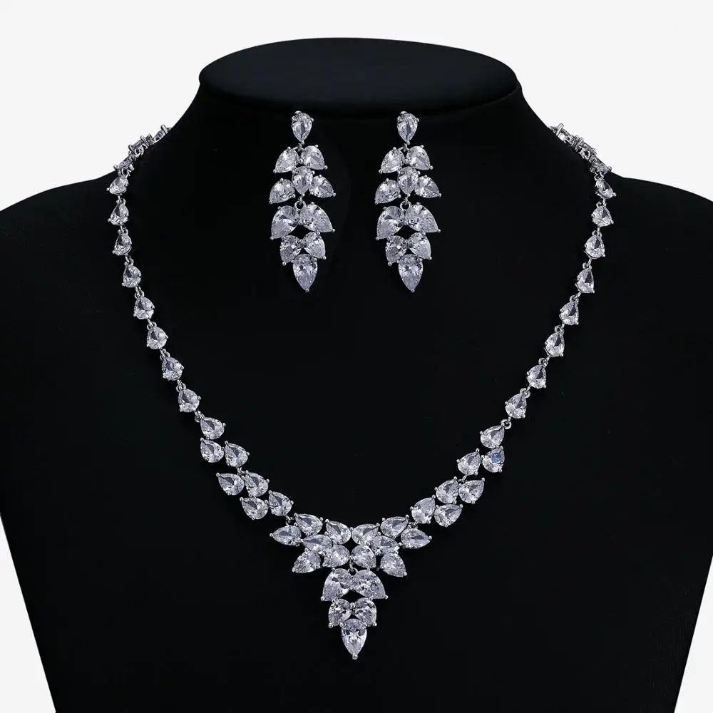 Excellent 5A Cubic Zirconia Bridal Wedding Necklace Earring Set Women Prom Party Jewelry Sets /Real Platinum Plated
Excellent 5A Cubic Zirconia Bridal Wedding Necklace Earring Set Women Prom Party Jewelry Sets /Real Platinum Plated