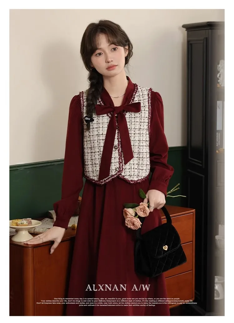 Women Elegant Temperament Fashion Set Small Fragrant Wind Vest Chic Design Long Dress Two-piece Set Autumn Winter New
Women Elegant Temperament Fashion Set Small Fragrant Wind Vest Chic Design Long Dress Two-piece Set Autumn Winter New