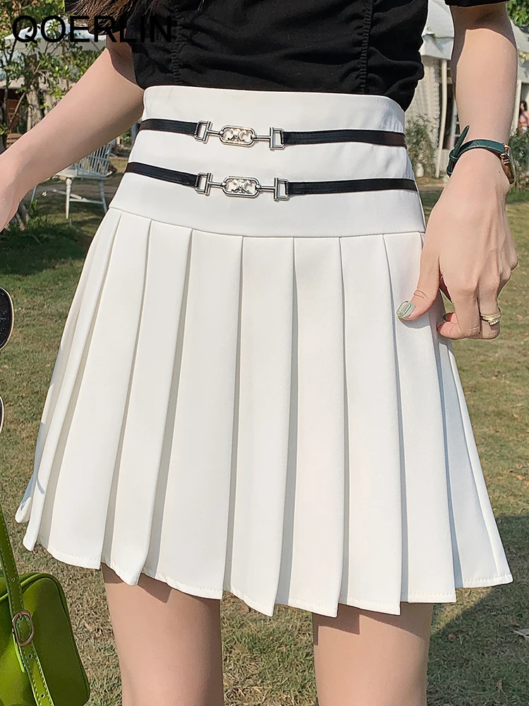 

QOERLIN Korean Fashion Black White Mini Pleated Skirts High Waist Skort with Belt Women A-Line Skirts Side Zip Saias Mujer