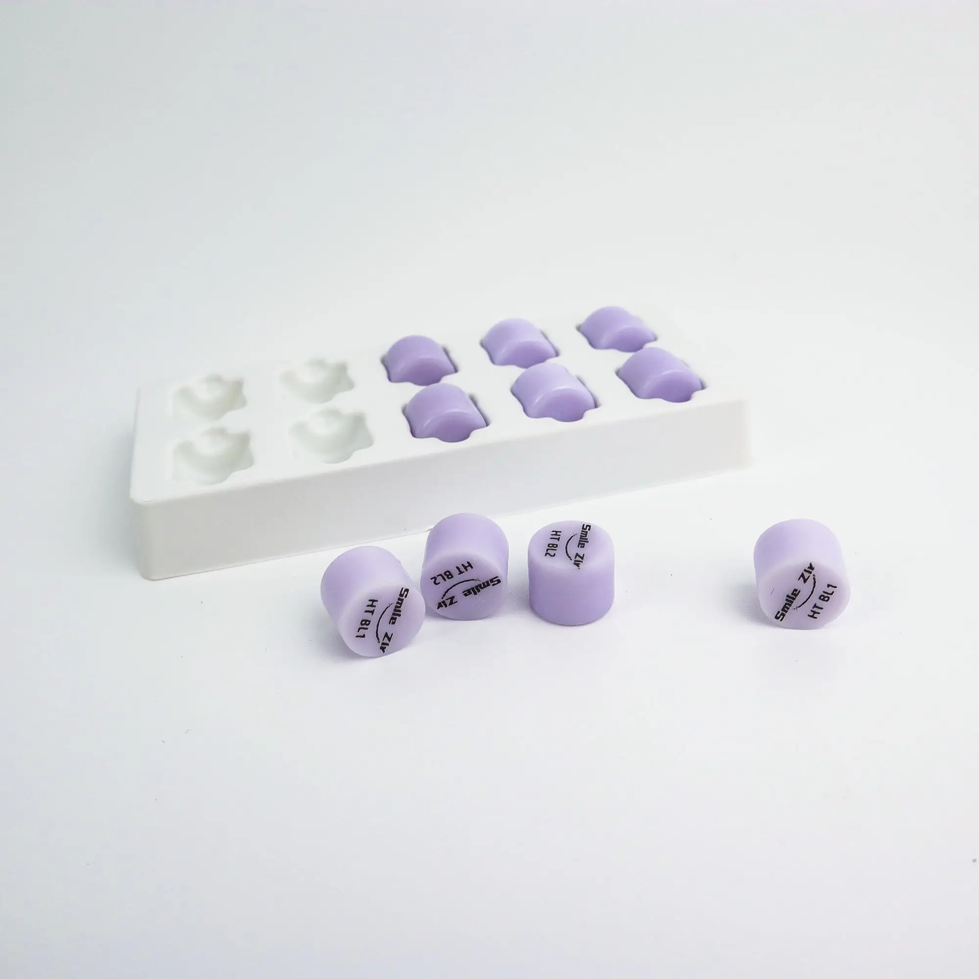 Free Shipping 10pcs HT LT Press Ingot Lithium Disilicate Glass Ceramics Blocks For Dental Lab CADCAM Sirona MCXL
Free Shipping 10pcs HT LT Press Ingot Lithium Disilicate Glass Ceramics Blocks For Dental Lab CADCAM Sirona MCXL