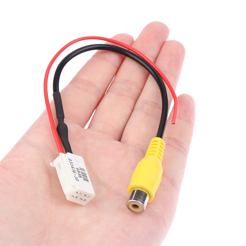 

Innovative And Practical 4 Pin For Car Male Connector Radio Cable Adapter Back Up Reverse Camera Input Plug