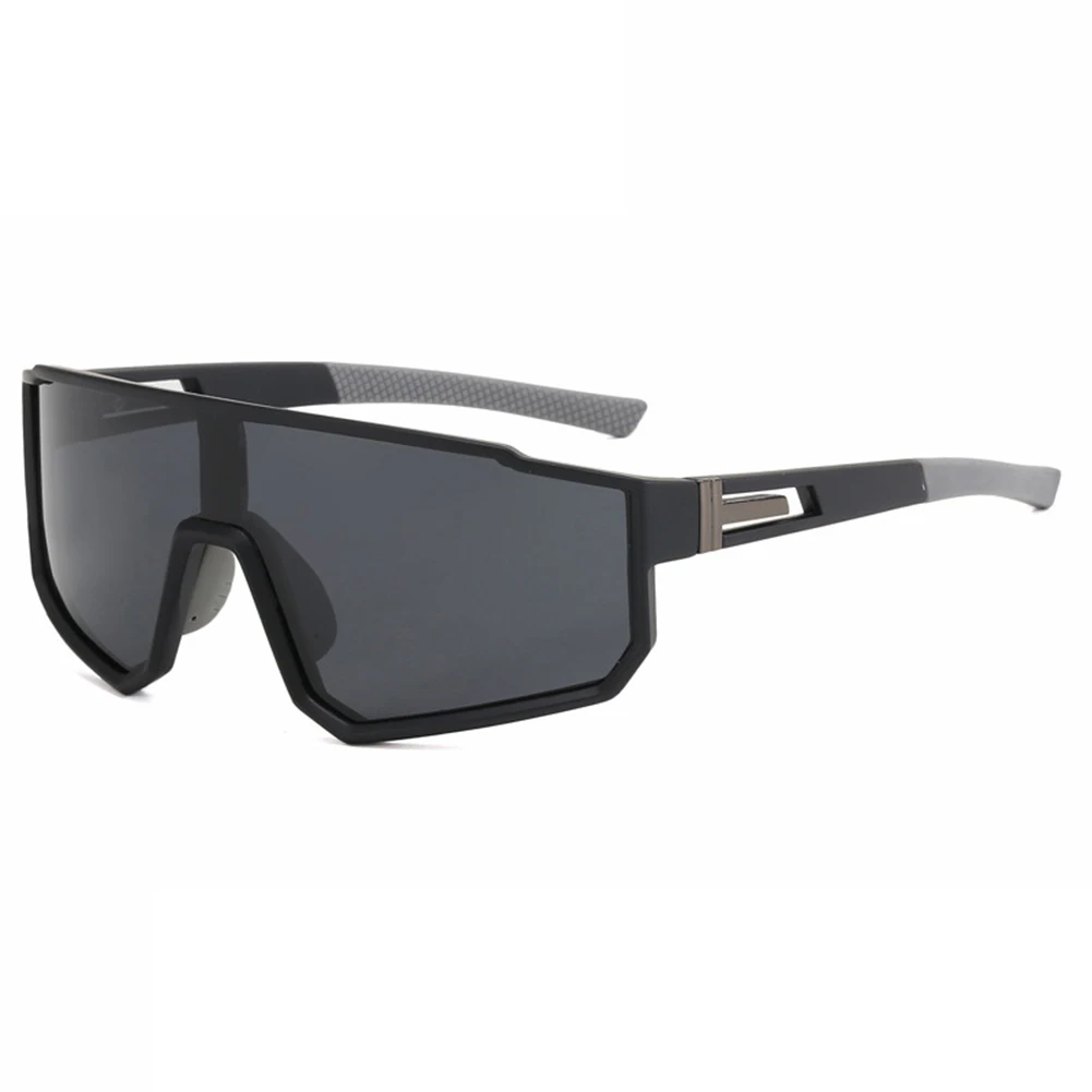 Cycling Sunglasses UV Protection Windproof Glasses For Outdoor Sports Color Integrated Polarized Sunglasses For Men Women
Cycling Sunglasses UV Protection Windproof Glasses For Outdoor Sports Color Integrated Polarized Sunglasses For Men Women