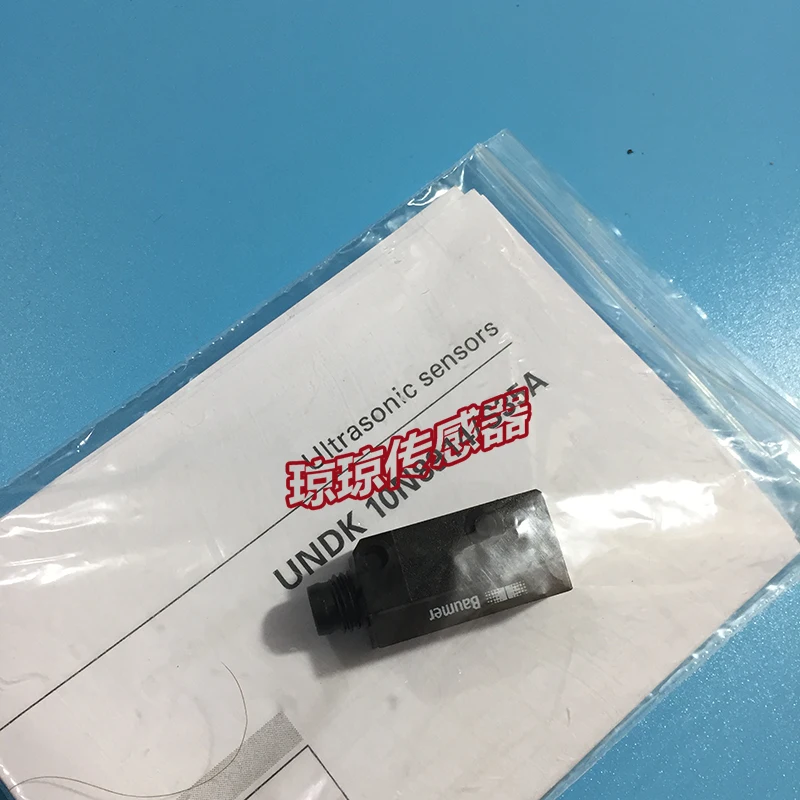 New Original baumer photoelectric switch UNDK 10P8914/S35A UNDK 10N8914/S35A
New Original baumer photoelectric switch UNDK 10P8914/S35A UNDK 10N8914/S35A