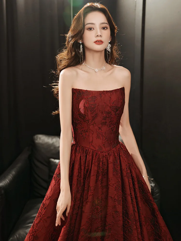 

Burgundy Printing Celebrity Dresses A-Line Sleeveless Sweetheart Strapless Long Wedding Host Party Evening Prom Bridesmaid Gown