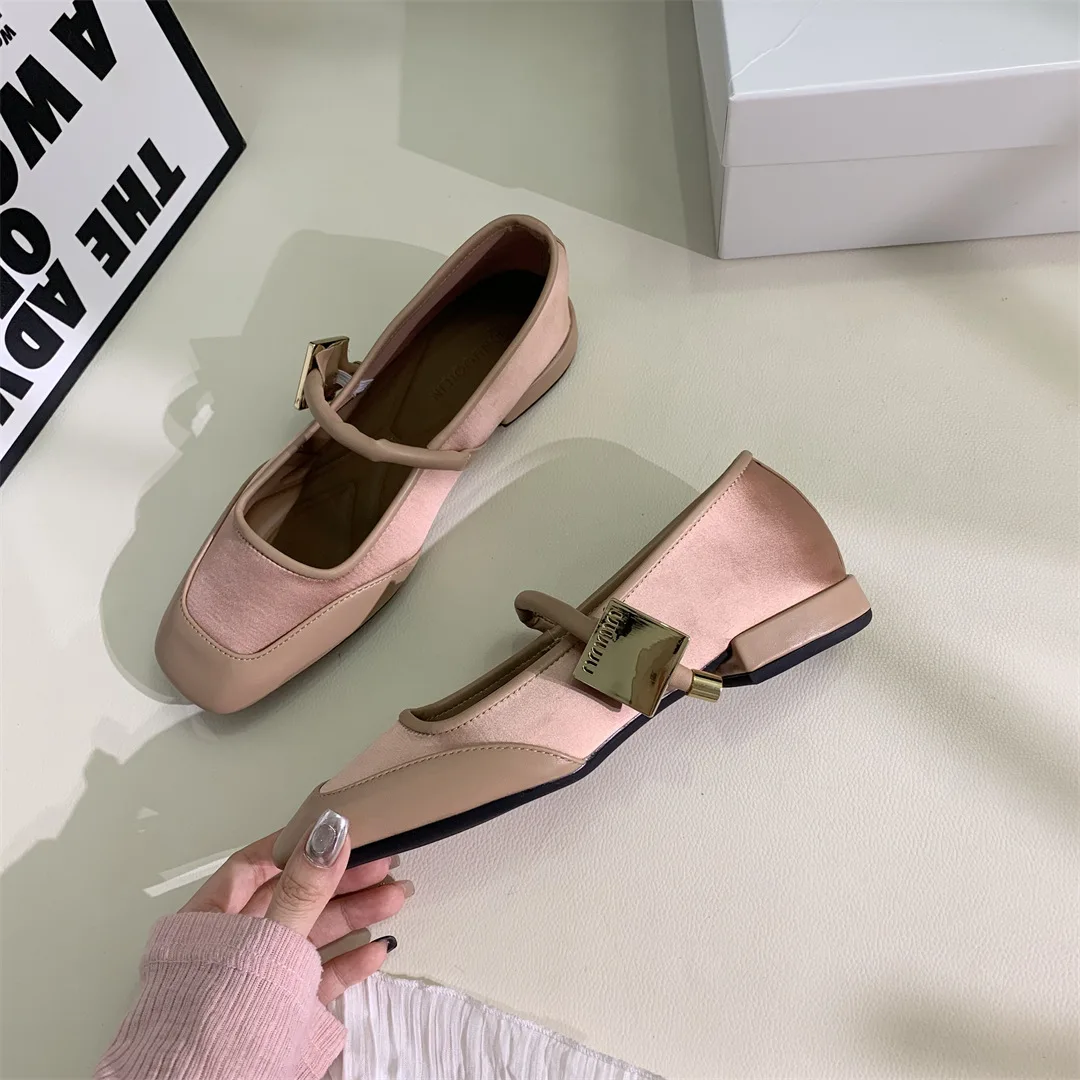 Satin Square Toe Bow Flats Shoes 2023 New Autumn Shallow Fairy All-match Gentle Office Dress Low Heels Pumps Female Ballerina 
Satin Square Toe Bow Flats Shoes 2023 New Autumn Shallow Fairy All-match Gentle Office Dress Low Heels Pumps Female Ballerina