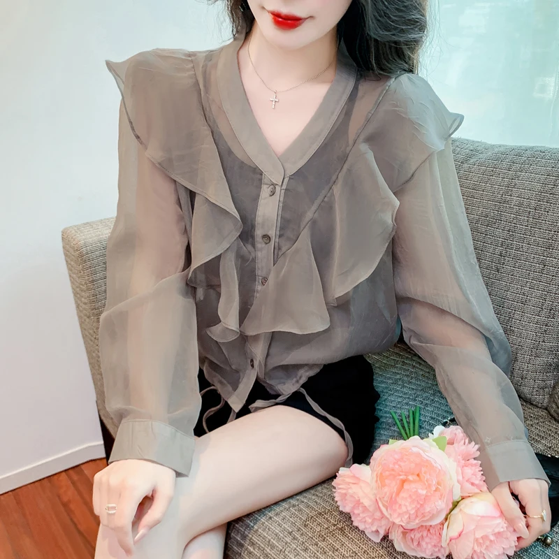 Ladies Fashion Casual See-through Chiffon Shirts Blouse Women Tops Woman Button Up Shirt Female Girls Long Sleeve Blouse Py3232
Ladies Fashion Casual See-through Chiffon Shirts Blouse Women Tops Woman Button Up Shirt Female Girls Long Sleeve Blouse Py3232