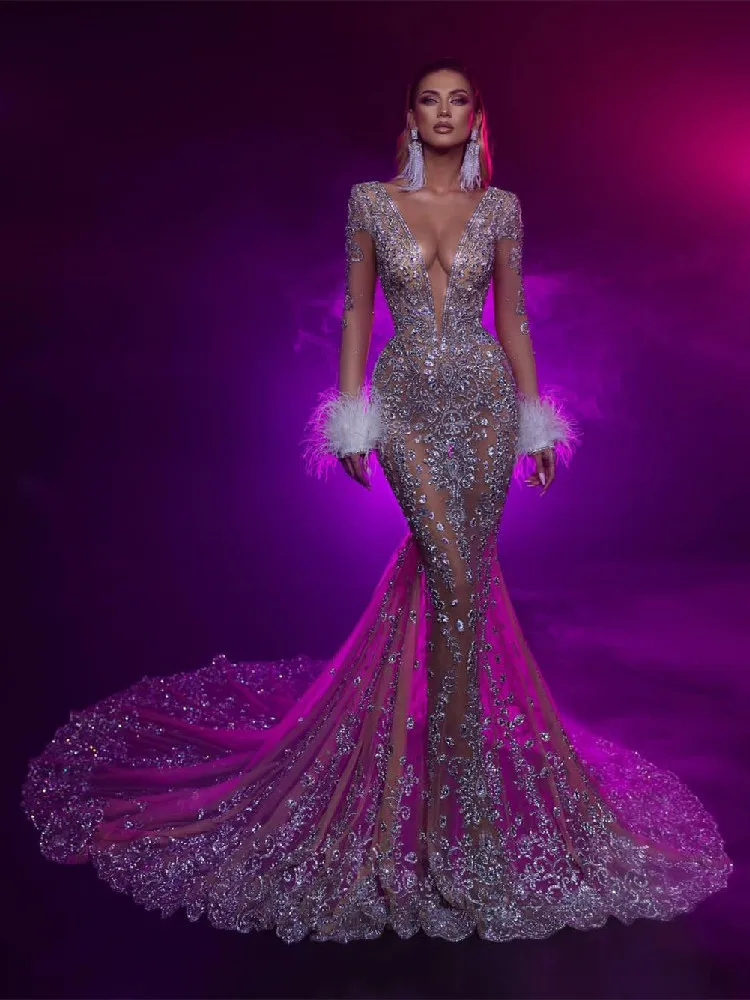 Sexy Mermaid Evening Dresses Long Sleeves V Neck Sequins Beaded Diamonds Lace Hollow Feather Plus Size Prom Dresses Custom Made
Sexy Mermaid Evening Dresses Long Sleeves V Neck Sequins Beaded Diamonds Lace Hollow Feather Plus Size Prom Dresses Custom Made