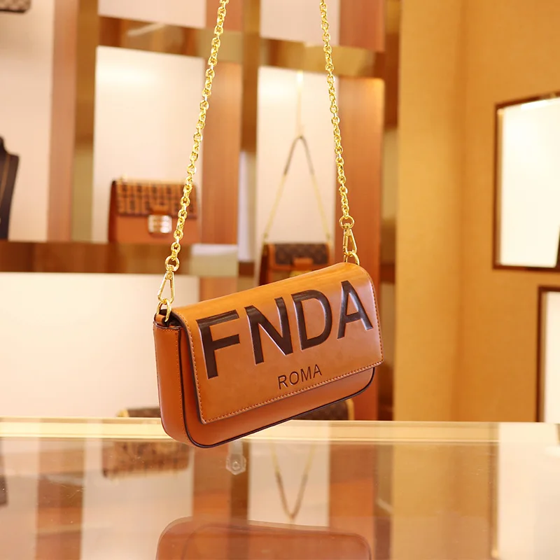 2023 Underarm Bag Light Luxury Design Flip Chain Pack New Fashion Letter Single Shoulder High-Capacity Crossbody Bag
2023 Underarm Bag Light Luxury Design Flip Chain Pack New Fashion Letter Single Shoulder High-Capacity Crossbody Bag