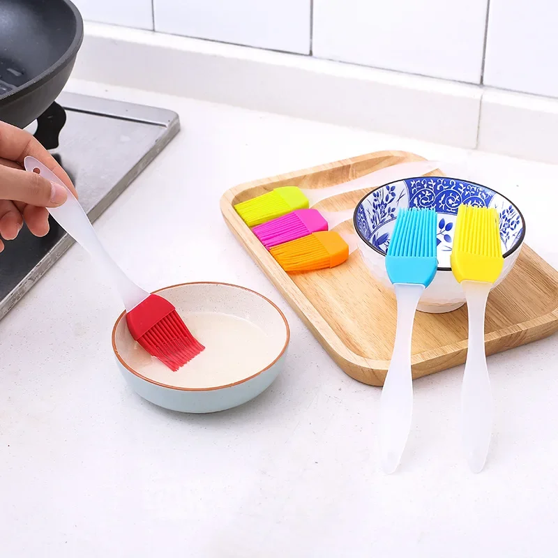 1PCS Silicone Oil Brush Basting Brush DIY Cake Bread Butter Baking Brushes Kitchen Cooking Barbecue Accessories BBQ Tools
1PCS Silicone Oil Brush Basting Brush DIY Cake Bread Butter Baking Brushes Kitchen Cooking Barbecue Accessories BBQ Tools