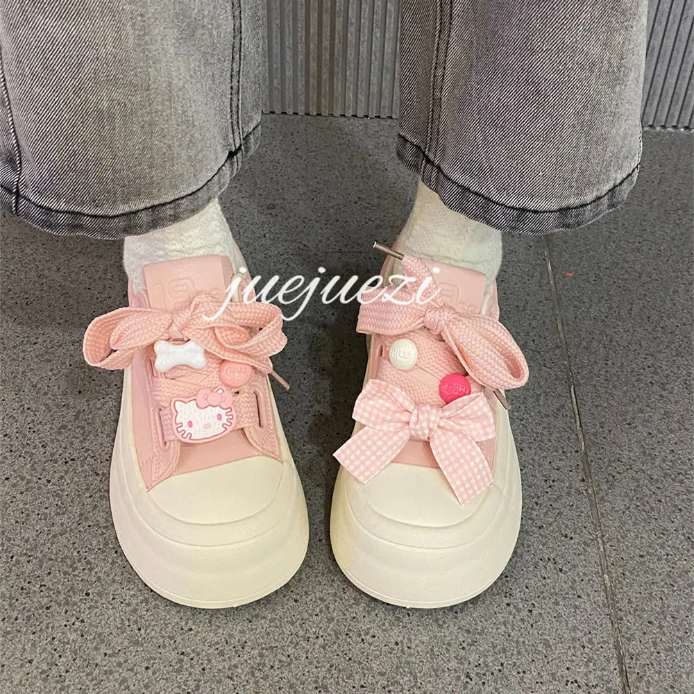 2023 Kawaii Sanrio Small White Shoes Hellokittys Cartoon Anime Doll Flat Shoes Cute Kittys Students Anti-Skid Fashion Girl Gifts
2023 Kawaii Sanrio Small White Shoes Hellokittys Cartoon Anime Doll Flat Shoes Cute Kittys Students Anti-Skid Fashion Girl Gifts