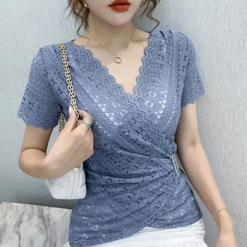 2022 V-neck Pullover Lace Chiffon Shirt Womens Summer New Outer Wear Short-sleeve Top Bottoming Shirt Women Plus Size Blouse
2022 V-neck Pullover Lace Chiffon Shirt Womens Summer New Outer Wear Short-sleeve Top Bottoming Shirt Women Plus Size Blouse