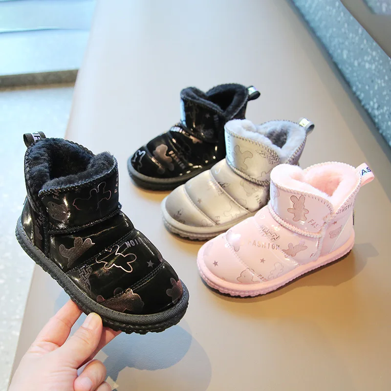 Winter New Kids Snow Boots Plush Warm Thick Soled Fashion Girls Short Boots Cute Cartoon Student Boys Cotton Shoes Size 26-37
Winter New Kids Snow Boots Plush Warm Thick Soled Fashion Girls Short Boots Cute Cartoon Student Boys Cotton Shoes Size 26-37