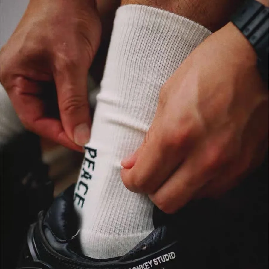 Socks, men's stockings, pure cotton sports, high tube socks towel bottom thickened insulation sweat absorption autumn and winter
Socks, men's stockings, pure cotton sports, high tube socks towel bottom thickened insulation sweat absorption autumn and winter