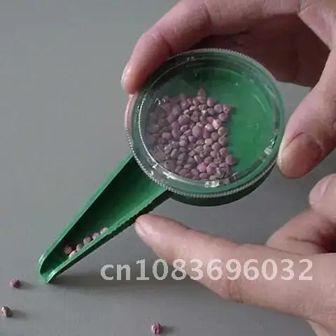 1PCS Seeder Seed Gardening Tool Mini Hand Plastics Gardening Tools Flower Grass Seeds Seed Drill Seed Drill Helpful Tool Garden
1PCS Seeder Seed Gardening Tool Mini Hand Plastics Gardening Tools Flower Grass Seeds Seed Drill Seed Drill Helpful Tool Garden