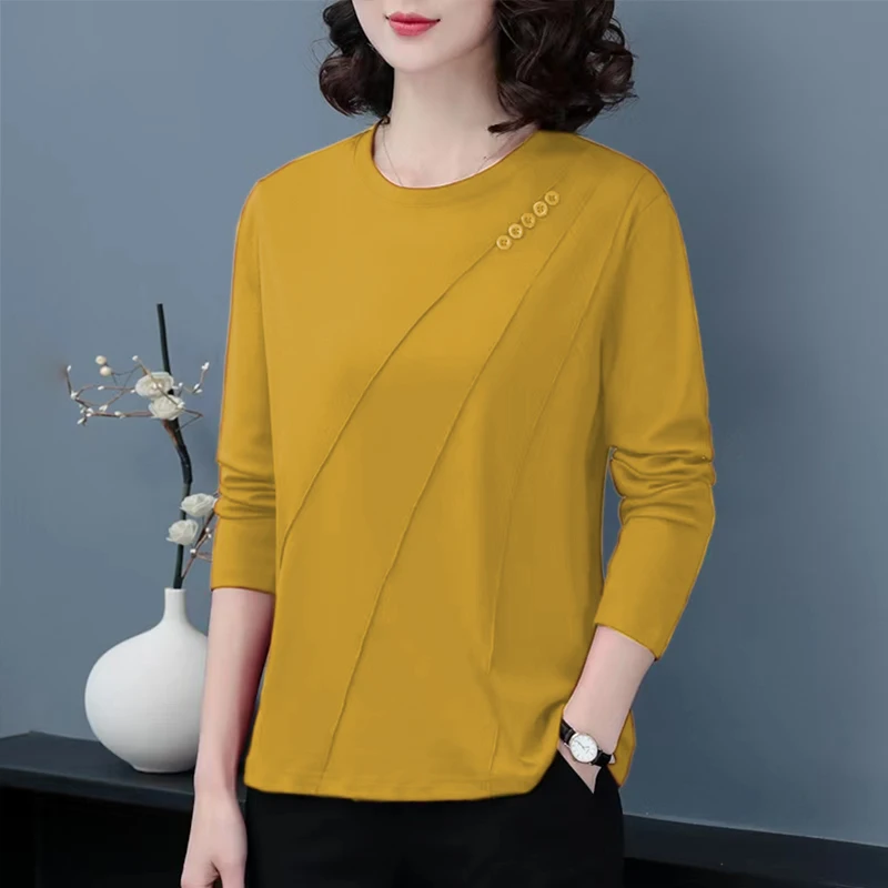 Elegant Minimalist Spring and Autumn Solid Color Round Neck Women's Button Fold Fashion Casual Long Sleeved Loose T-shirt Tops
Elegant Minimalist Spring and Autumn Solid Color Round Neck Women's Button Fold Fashion Casual Long Sleeved Loose T-shirt Tops