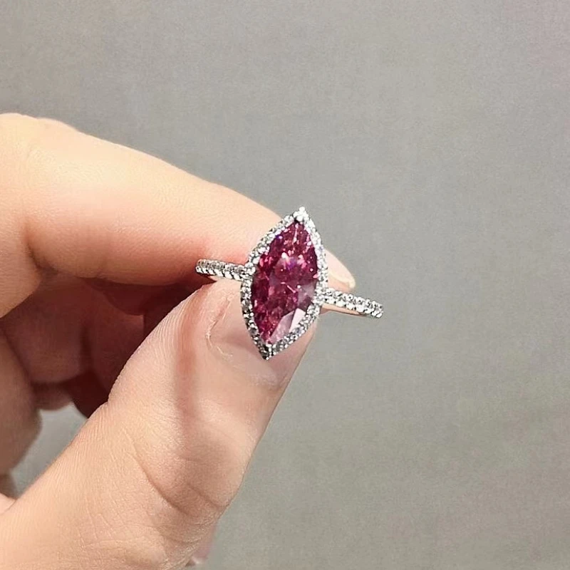 Pink Marquise Cutting Moissanite Eternity Rings 1-2ct Carat Diamond Luxurious S925 Silver Wedding Jewelry GRA Certificate
Pink Marquise Cutting Moissanite Eternity Rings 1-2ct Carat Diamond Luxurious S925 Silver Wedding Jewelry GRA Certificate