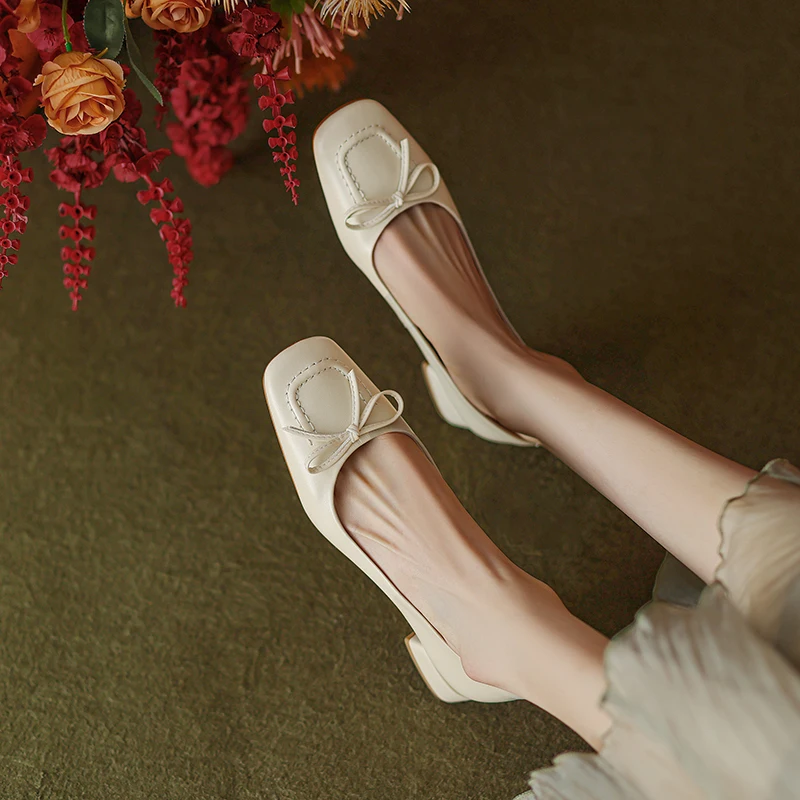 Osunlina INS Pumps 2023 Thick Heels Genuine Leather Square Toe Butterfly-Knot Slip On Footwear Retro Loafer Handmade Shoes Woman 
Osunlina INS Pumps 2023 Thick Heels Genuine Leather Square Toe Butterfly-Knot Slip On Footwear Retro Loafer Handmade Shoes Woman