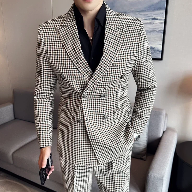 Мужские костюмы в британском стиле, двубортные костюмы из твида с рисунком гусиные лапки, свадебные смокинги, винтажная формальная одежда для жениха, пиджак + брюки
Мужские костюмы в британском стиле, двубортные костюмы из твида с рисунком гусиные лапки, свадебные смокинги, винтажная формальная одежда для жениха, пиджак + брюки