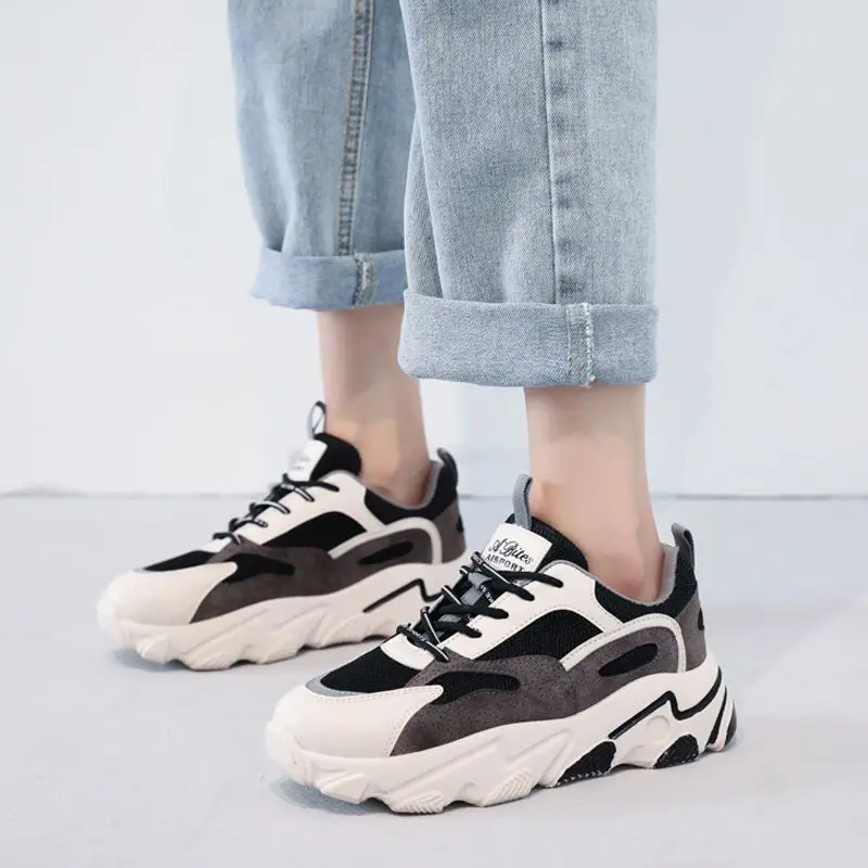 Sneakers for Women Students Spring and Summer Women Casual Shoes New Network Breathable Running Casual Women Trainers
Sneakers for Women Students Spring and Summer Women Casual Shoes New Network Breathable Running Casual Women Trainers