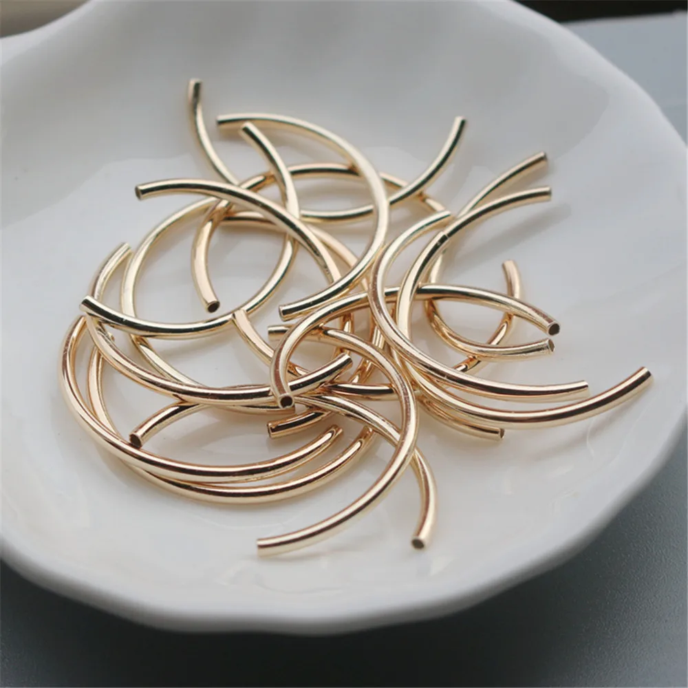 14K gold-coated accessories Smooth half turn bend 1.5mm*26 color-retaining accessories DIY handmade pipe
14K gold-coated accessories Smooth half turn bend 1.5mm*26 color-retaining accessories DIY handmade pipe