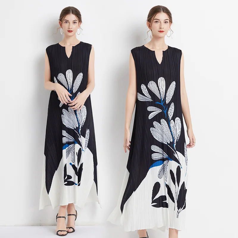 2023 Summer New Three House Pleated Short Sleeve Summer Dress with Reduced Age Printing Loose Size Women's Slim Tank Top Skirt
2023 Summer New Three House Pleated Short Sleeve Summer Dress with Reduced Age Printing Loose Size Women's Slim Tank Top Skirt