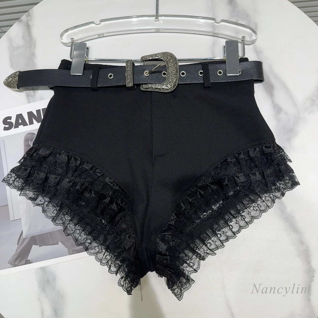 2024 Summer New Sexy Socialite Multi-Layer Lace Stitching Belt Waist Short Shorts for Women
2024 Summer New Sexy Socialite Multi-Layer Lace Stitching Belt Waist Short Shorts for Women
