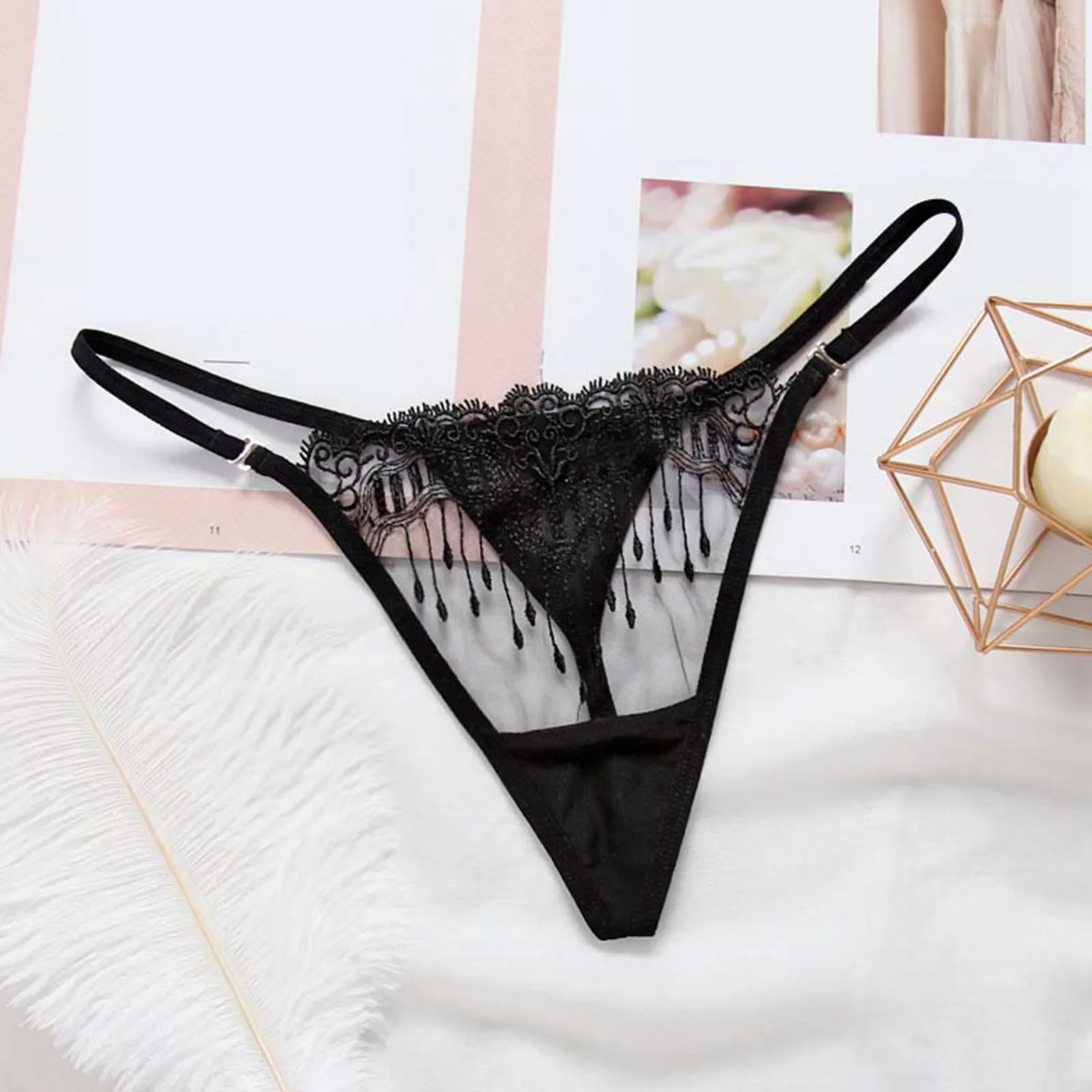 Женские сексуальные вышитые стринги, соблазнительные ажурные G-стринги, нижнее белье, регулируемые трусики, прозрачные трусы, женское белье
Женские сексуальные вышитые стринги, соблазнительные ажурные G-стринги, нижнее белье, регулируемые трусики, прозрачные трусы, женское белье