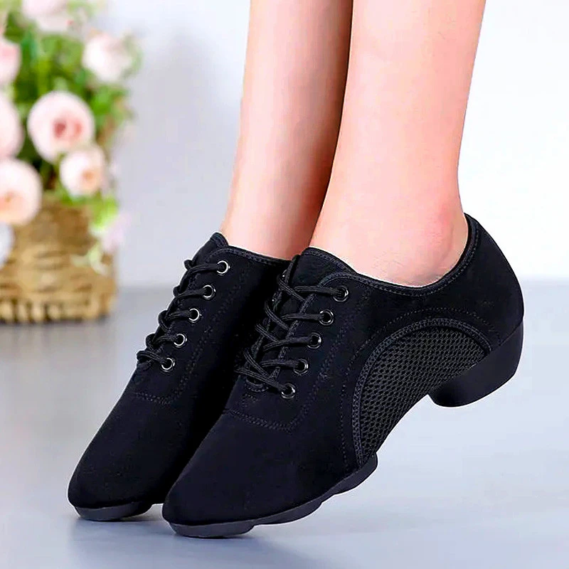2023 new men and women Latin dance shoes female professional practice teacher dance shoes social dance sports shoes jazz dance s
2023 new men and women Latin dance shoes female professional practice teacher dance shoes social dance sports shoes jazz dance s
