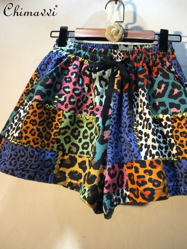 European 2022 Summer Fashion Streetwear Beads Drawstring Elastic Waist Denim Shorts Women Loose Wide Leg Leopard Print Shorts
European 2022 Summer Fashion Streetwear Beads Drawstring Elastic Waist Denim Shorts Women Loose Wide Leg Leopard Print Shorts
