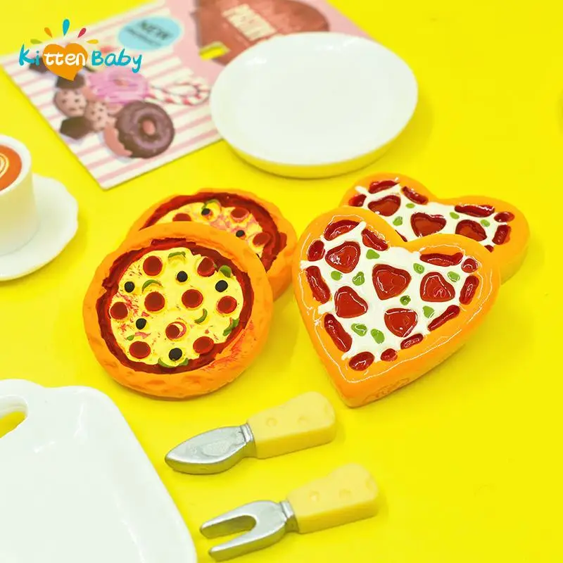 

5pcs Mini Food Model Pizza Cake Doll House Accessories Miniature Items for 1:12 Dollhouse Food BJD Doll Ornament,Holiday Gifts