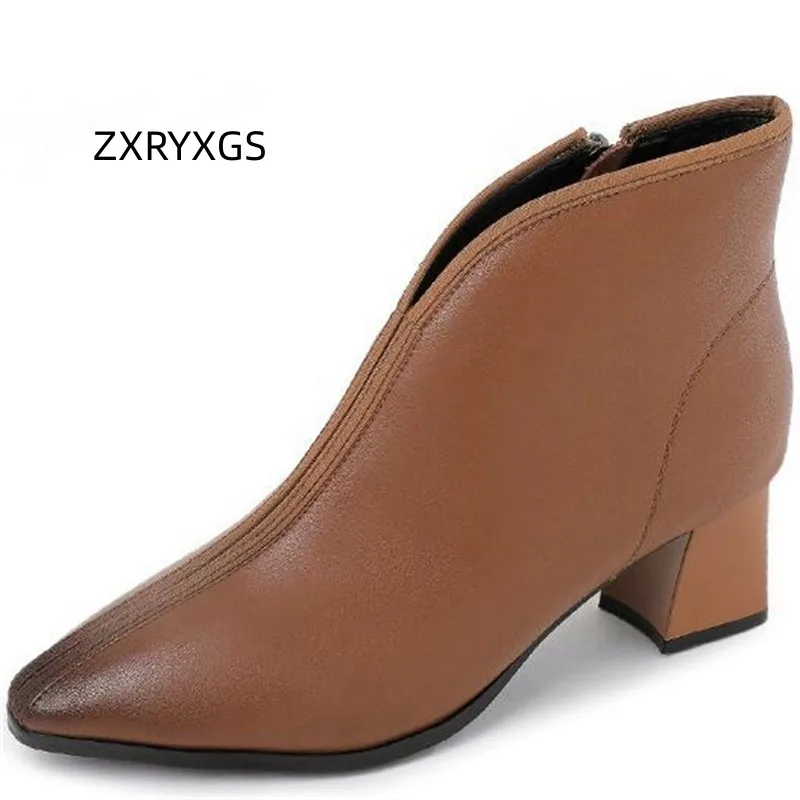 ZXRYXGS 2023 Autumn Winter Genuine Leather Pointed Women's Boots Temperament Fashion Boots Large Size Snow Shoes High Heel Boots 
ZXRYXGS 2023 Autumn Winter Genuine Leather Pointed Women's Boots Temperament Fashion Boots Large Size Snow Shoes High Heel Boots