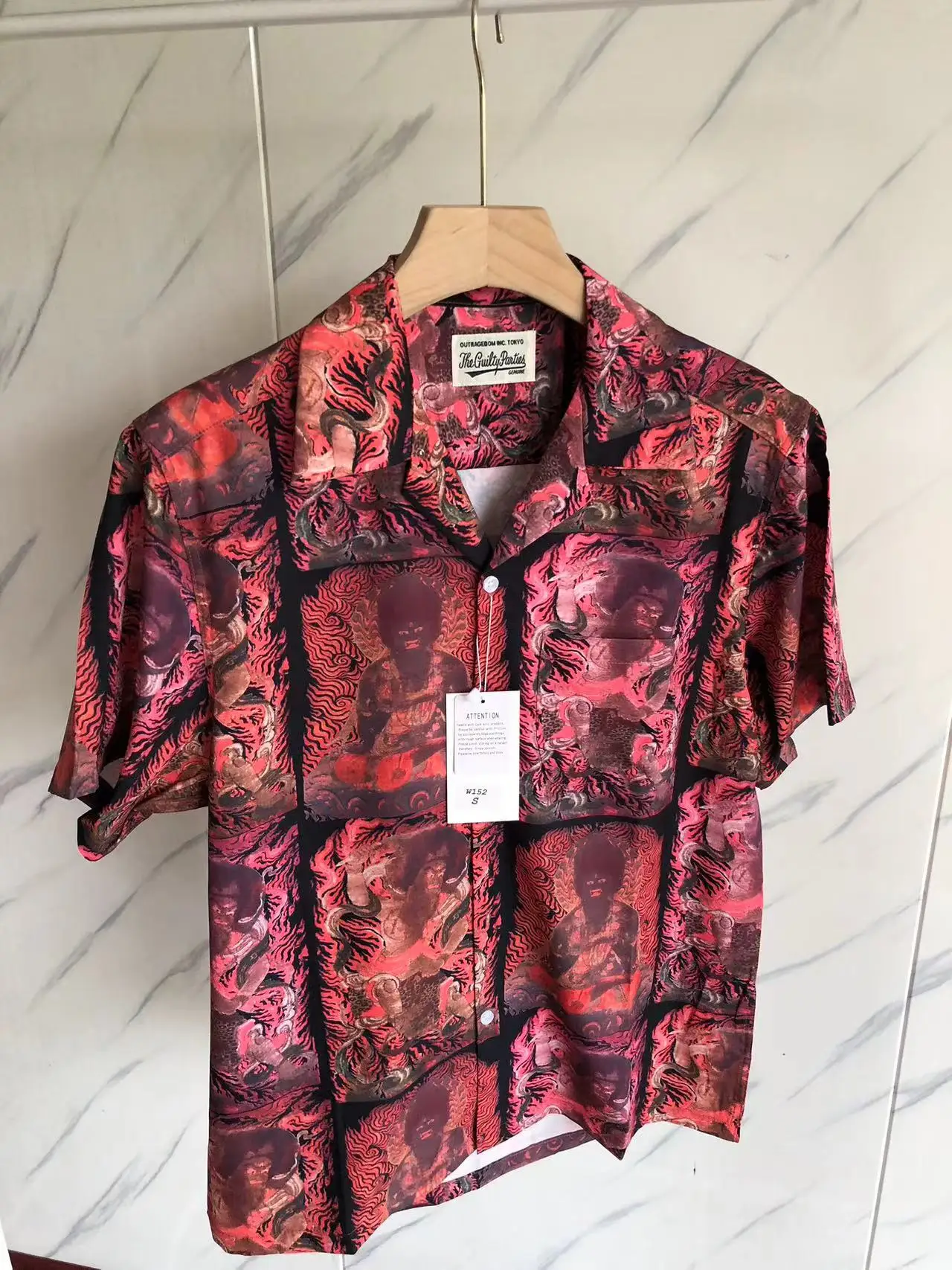 High quality 1:1 Red WACKO MARIA Summer Hawaiian Casual Men Women Loose Shirts Couple Lapel Trend Short Sleeve
High quality 1:1 Red WACKO MARIA Summer Hawaiian Casual Men Women Loose Shirts Couple Lapel Trend Short Sleeve