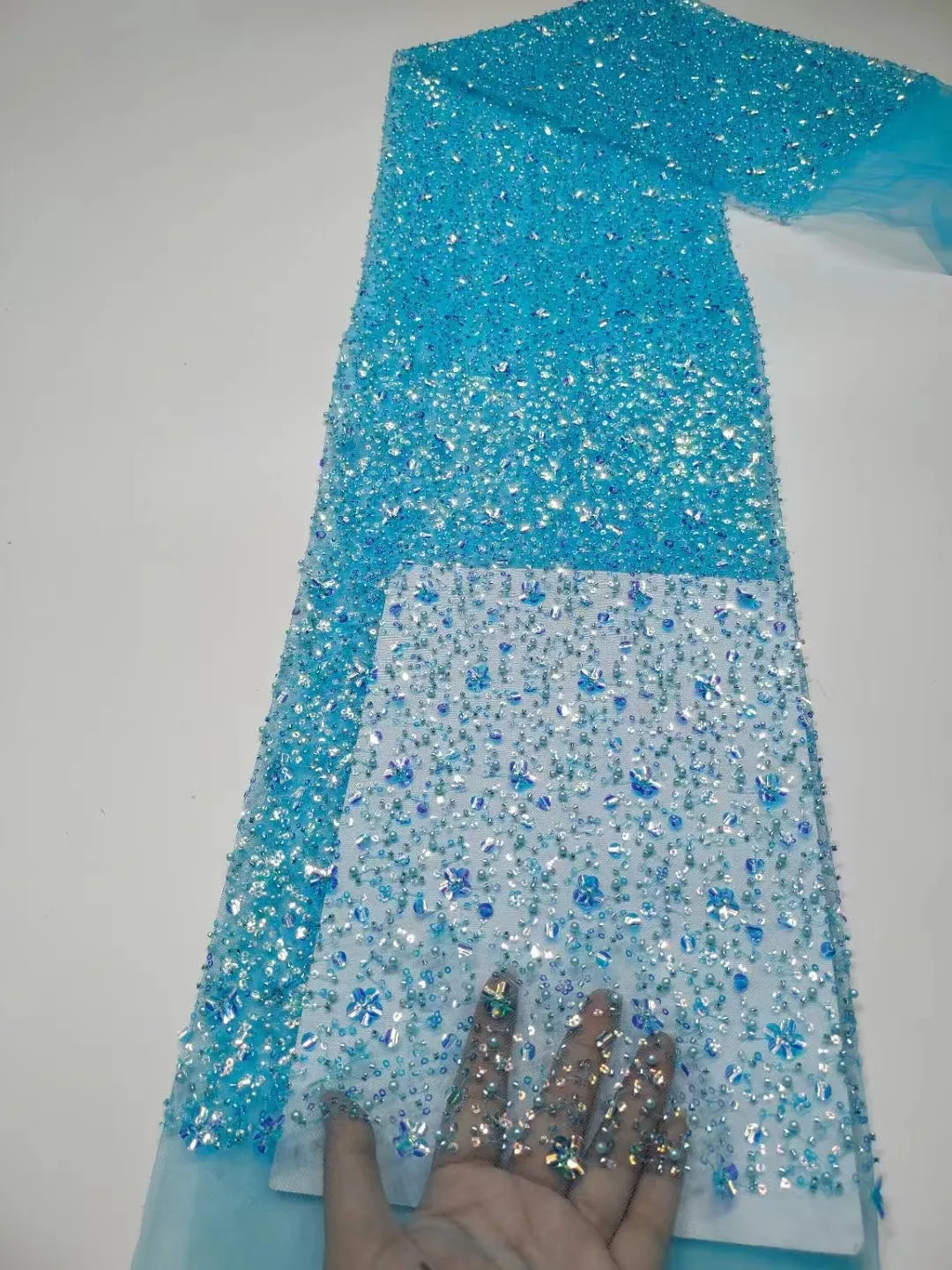 Sequin Nigerian Lace Fabric 2023 High Quality 5 Yards French brades Lace Fabric Embroidery Latest African Lace Fabric For Women
Sequin Nigerian Lace Fabric 2023 High Quality 5 Yards French brades Lace Fabric Embroidery Latest African Lace Fabric For Women