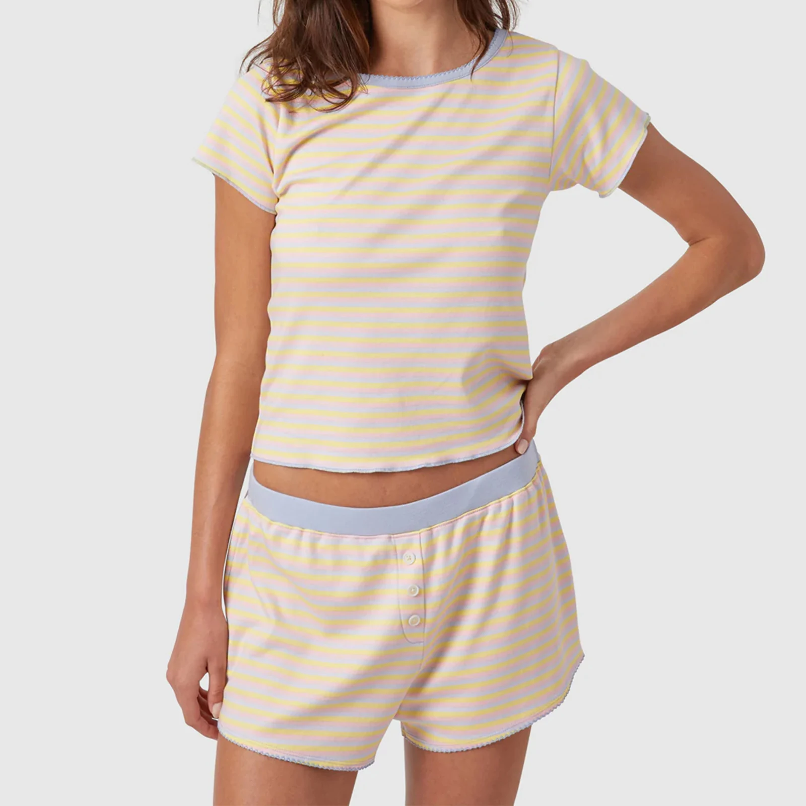 

Women's 2Pcs Pajama Sets Flower/Heart Print Short Sleeve T-Shirt + Elastic Waist Button Shorts Set Casual Loungewear Sleepwear