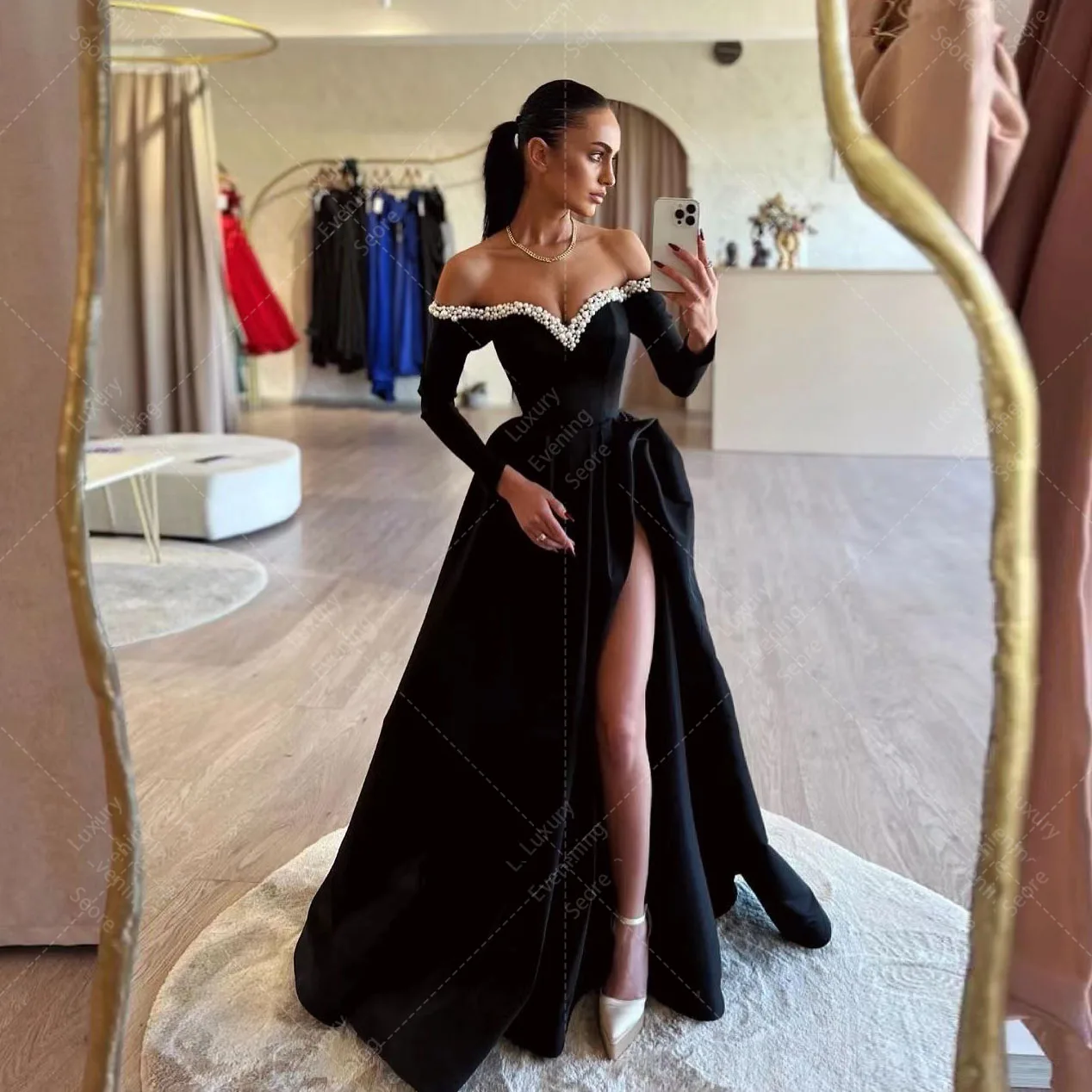 Off The Shoulder Black Evening Dresses A Line Woman's Muslim Side Split Formal Fashion Elegant Party Prom Gowns فساتين السهرة
Off The Shoulder Black Evening Dresses A Line Woman's Muslim Side Split Formal Fashion Elegant Party Prom Gowns فساتين السهرة