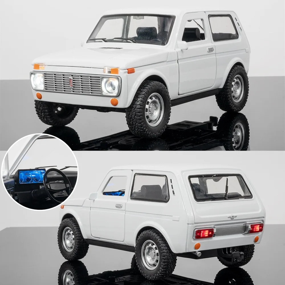 

1/18 Scale LADA NIVA Classic Alloy Car Model Toy Metal Diecasting Off-road Vehicle Models with Sound Light Collection Kids Gift