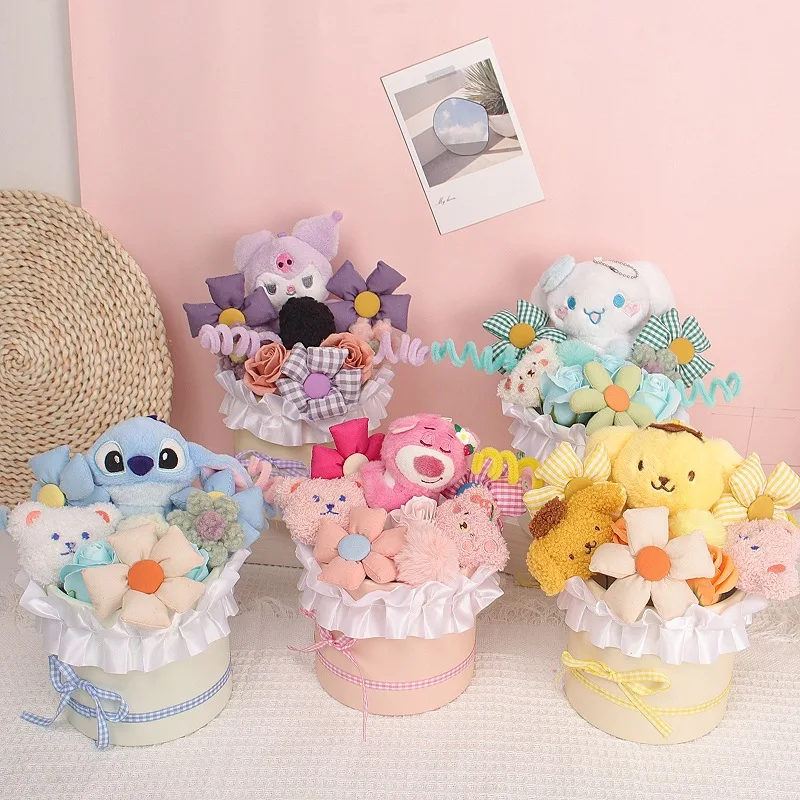 Sanrio Kawaii Cinnamoroll Kuromi Pom пурин плюшевая кукла цветочный букет мультфильм аниме Девочки День Святого Валентина Рождественские подарки
Sanrio Kawaii Cinnamoroll Kuromi Pom пурин плюшевая кукла цветочный букет мультфильм аниме Девочки День Святого Валентина Рождественские подарки